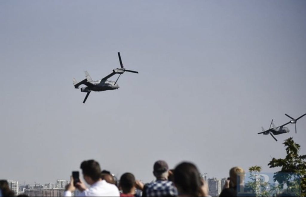 Військові конвертоплани із США здійснили політ над Києвом - фото 4