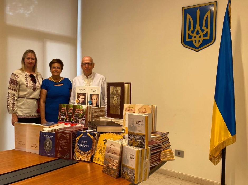 Проєкт «Українська книжкова поличка» підтримали вже 18 країн - фото 4