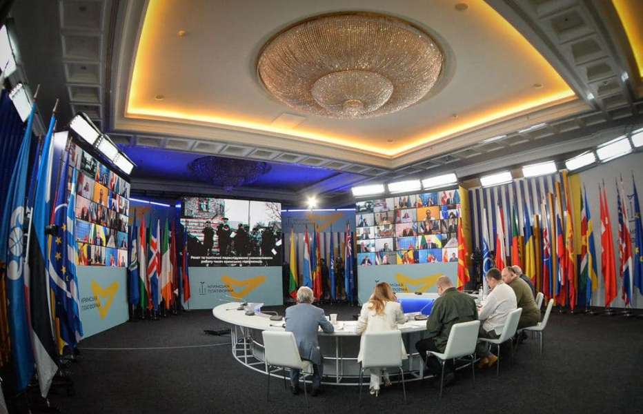 Зеленський зробив гучну заяву на Парламентському саміті міжнародної Кримської платформи - фото 2