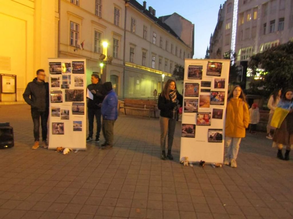 Українська молодь в Угорщині вшанувала пам’ять дітей що загинули в Україні від рук російських окупантів - фото 10