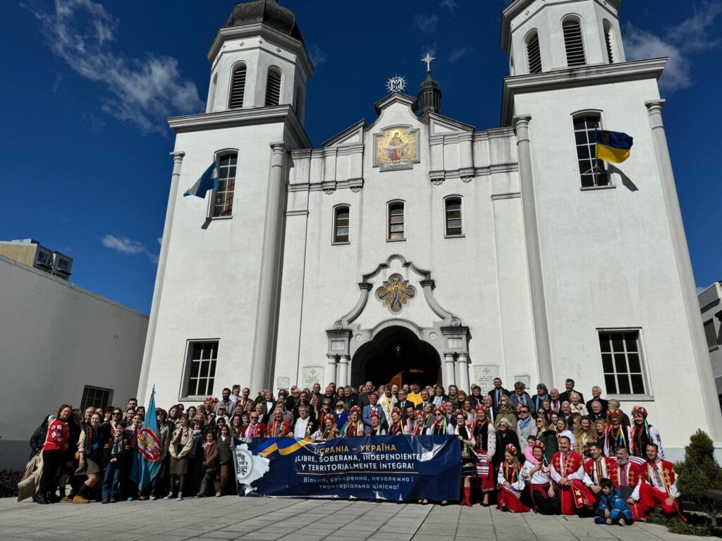 Українське культурне товариство “Просвіта” в Аргентині відзначило 100-річчя від часу створення - фото 3